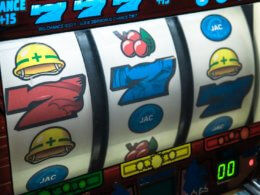 features of slot machines