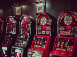 myths about slot machines